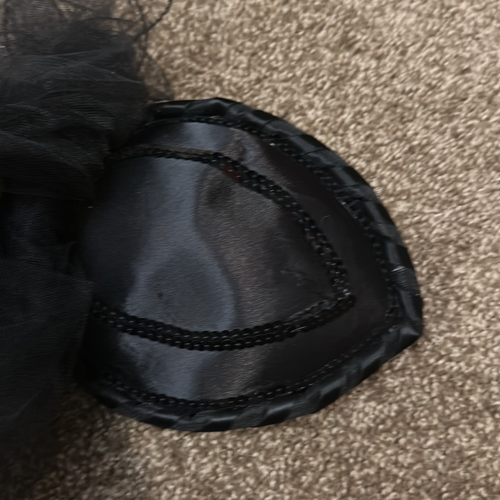 Rare Vintage Fascinators Hats Mesh feathers sequins Kentucky derby Fascinator - Picture 6 of 6